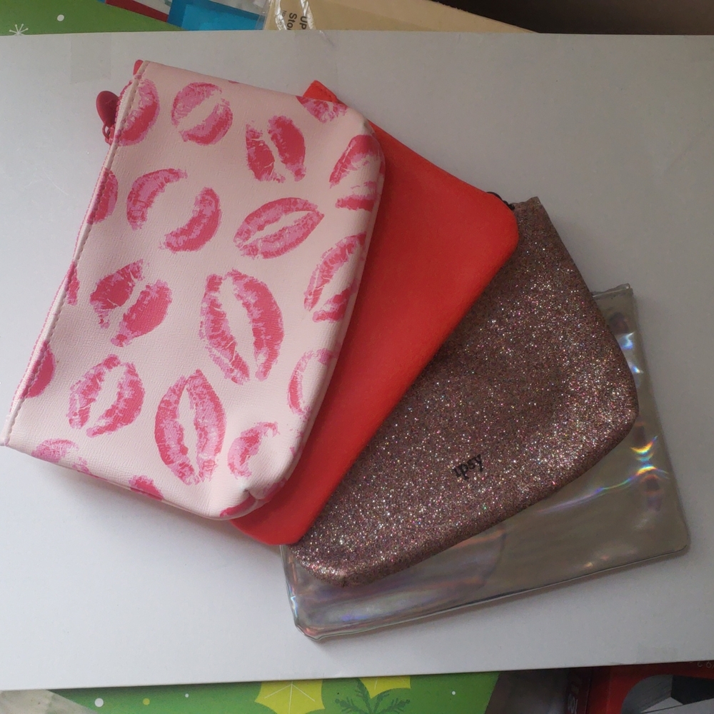 Ipsy makeup bag lot of 4